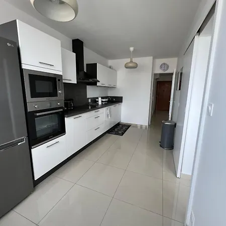 Super 4 Pieces Refait A Neuf Daire Villeurbanne